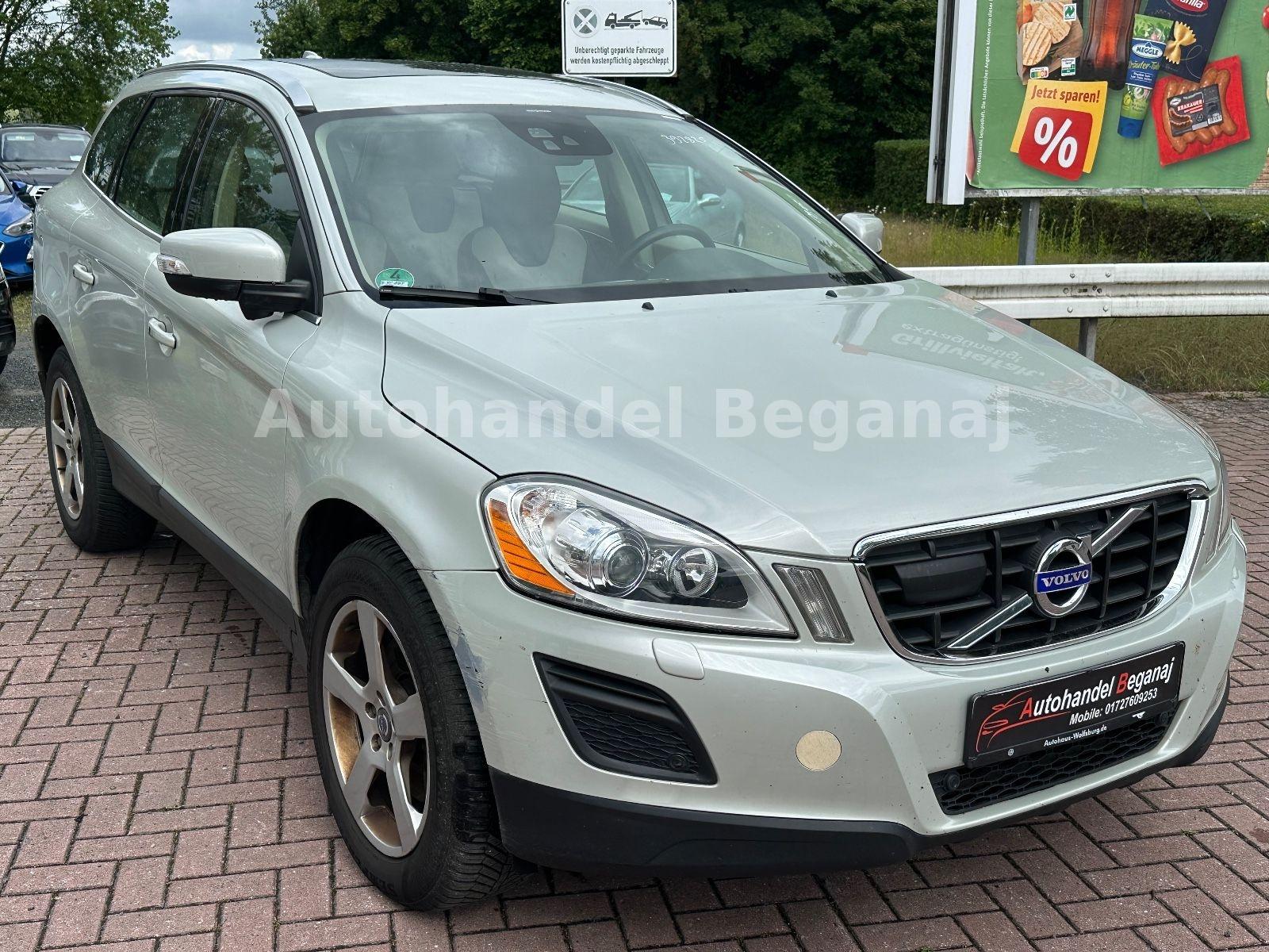 Volvo XC 60 XC60 Summum AWD PANO/LEDER/AHK/XENON