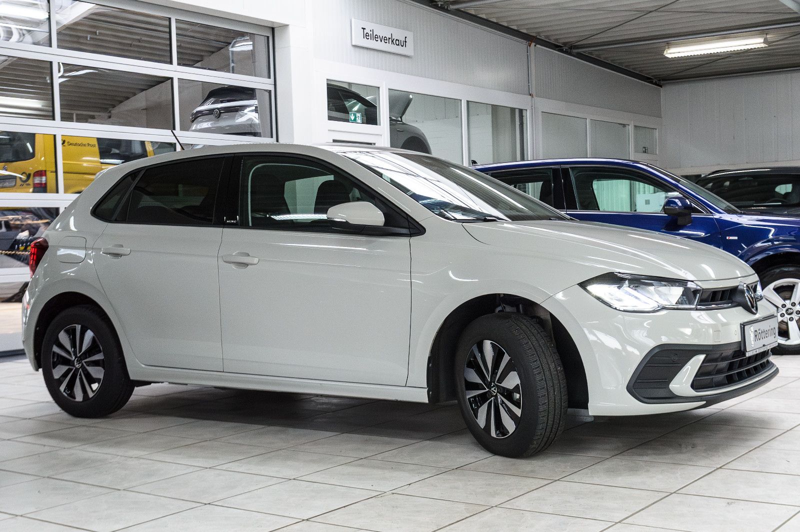 Fahrzeugabbildung Volkswagen Polo VI Move 1.0 LED+APP+BEATS+SHZ+KAMERA