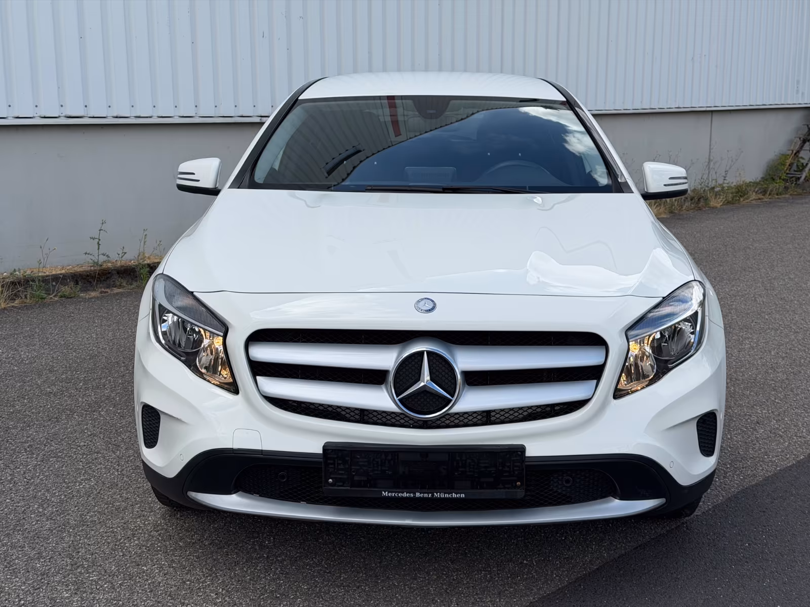 Mercedes-Benz GLA 200 *NAVI*WENIG KM*PDC*ALLWETTER*