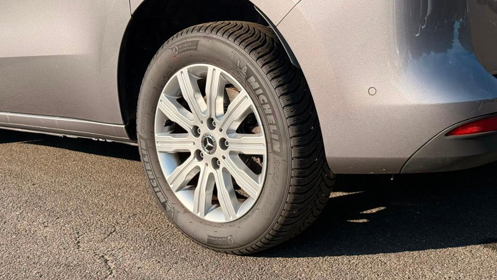 Mercedes-Benz T 180 PROGRESSIVE STANDARD LED NAVI BENZIN KLIMA