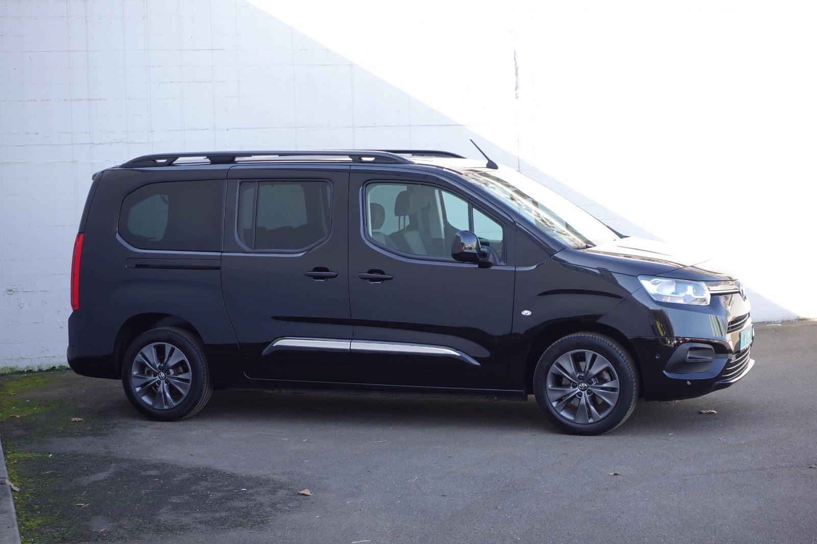Fahrzeugabbildung Toyota Proace City Verso L2 Executive 1.2T,Navi,Kamera
