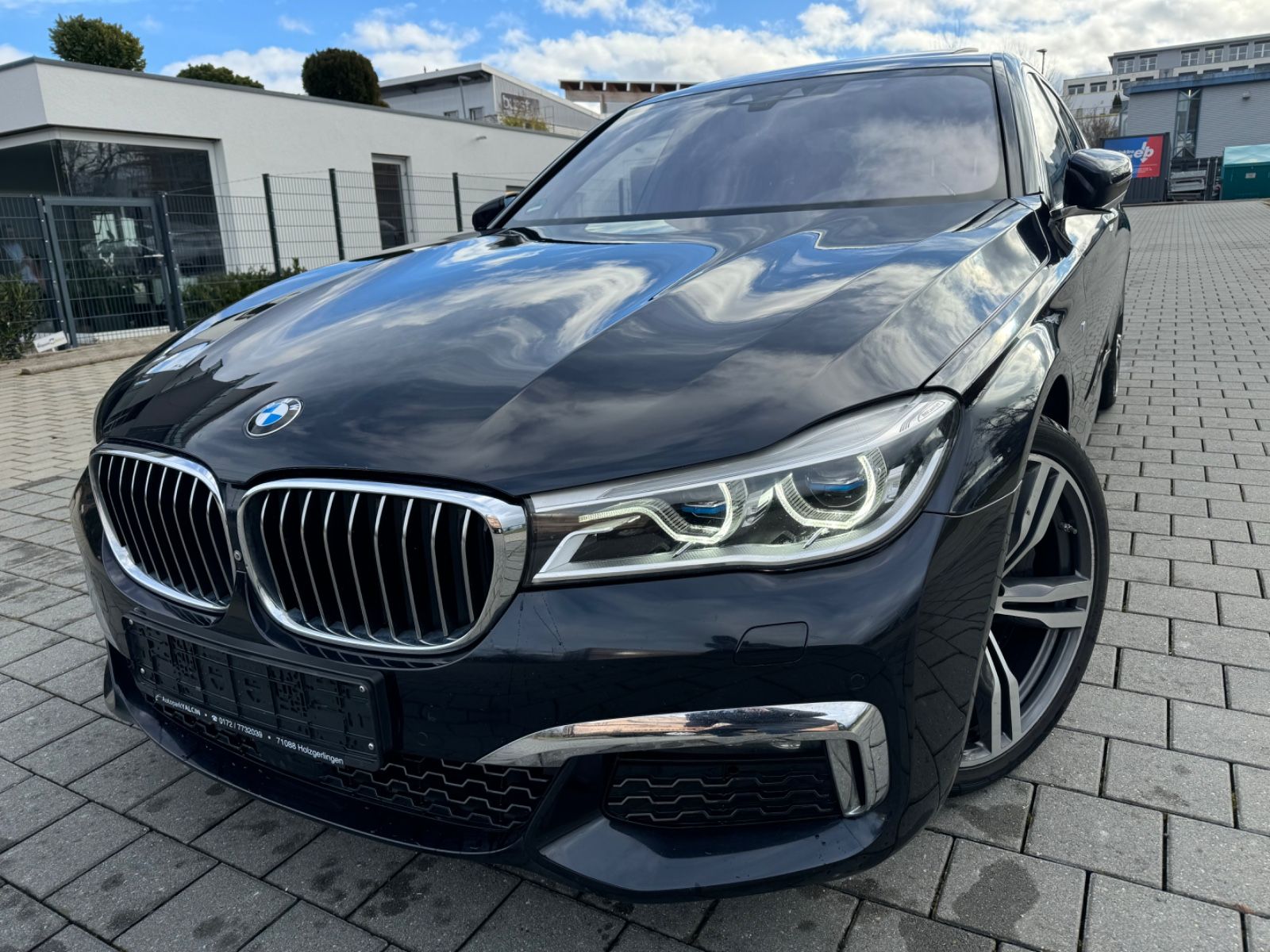 BMW 750 d xDrive M-PAKET SHD*NAVI*LEDER*360°*HEADUP*
