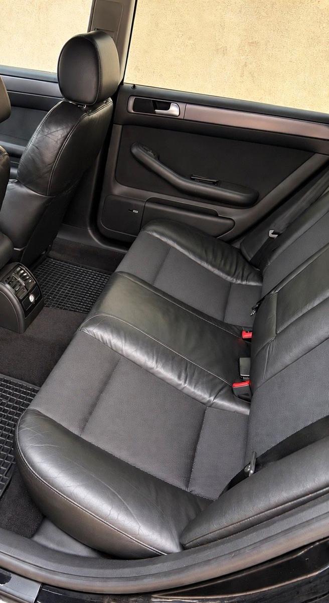 Audi A6 2004 — photo 8