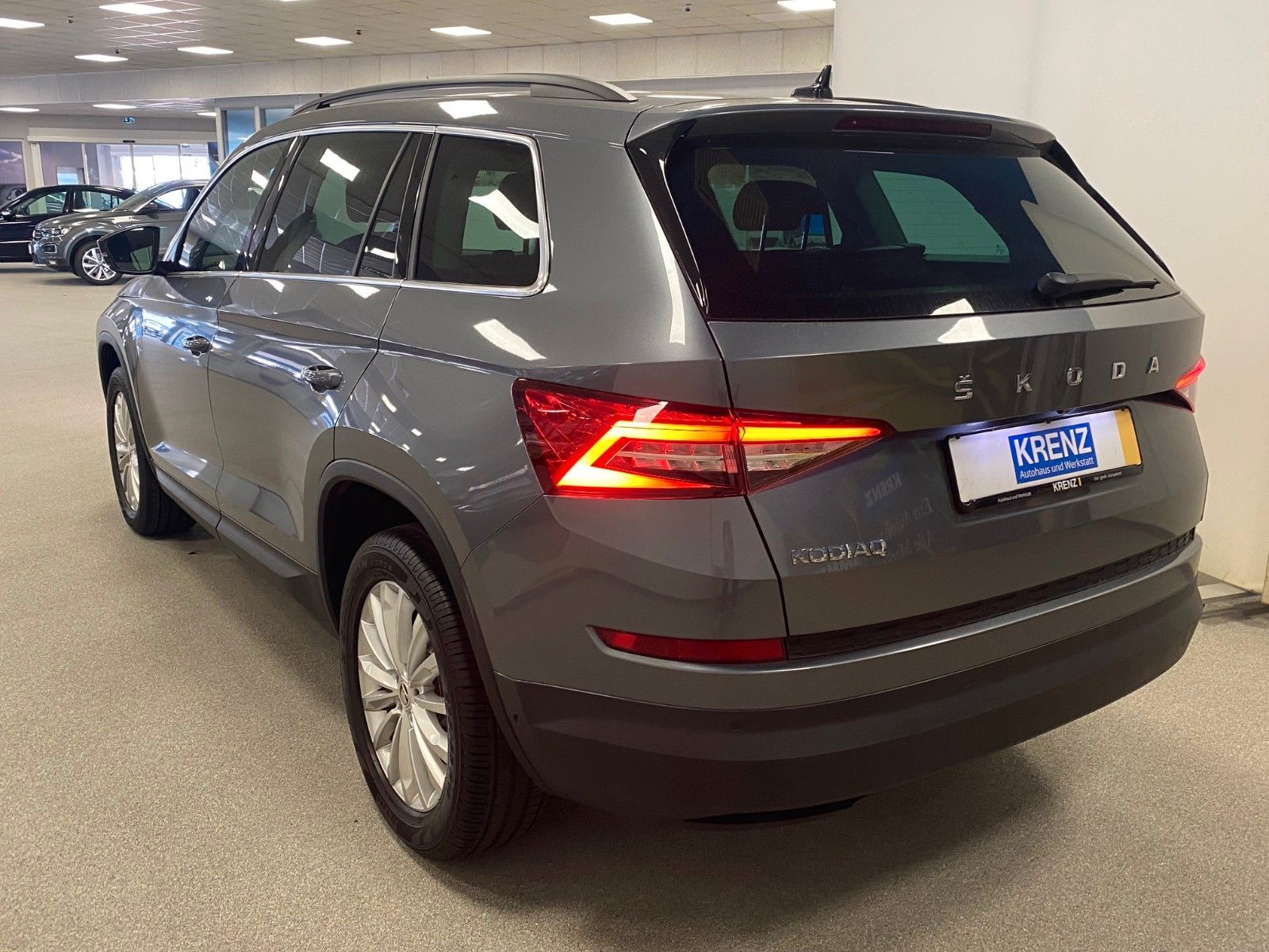 Fahrzeugabbildung SKODA Kodiaq 2.0 TDI SCR DSG AMBITION+7SITZER+ACC+KAME
