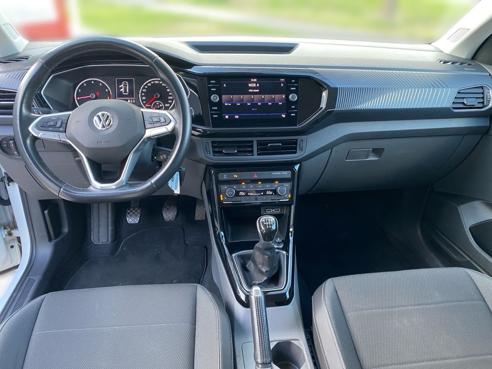 Fahrzeugabbildung Volkswagen T-Cross 1.0 TSI Style *Kamera*Sitzheizg*Alu*Allw