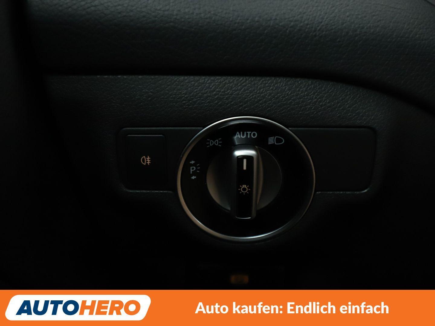 Mercedes-Benz GLA 4Matic Urban Aut.*NAVI*TEMPO*LED*CAM*, миниатюра 25