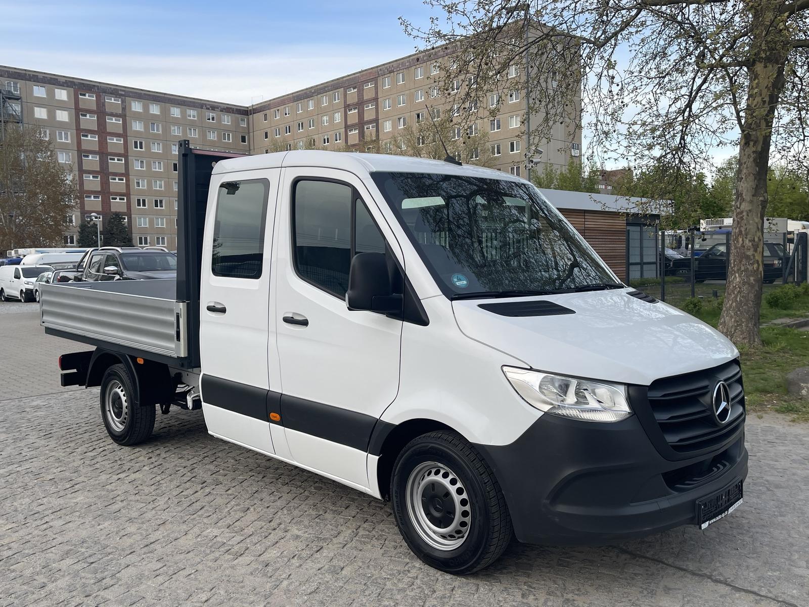 Mercedes-Benz Sprinter 215 CDI DOKA 1Hand*Klima*AHK*