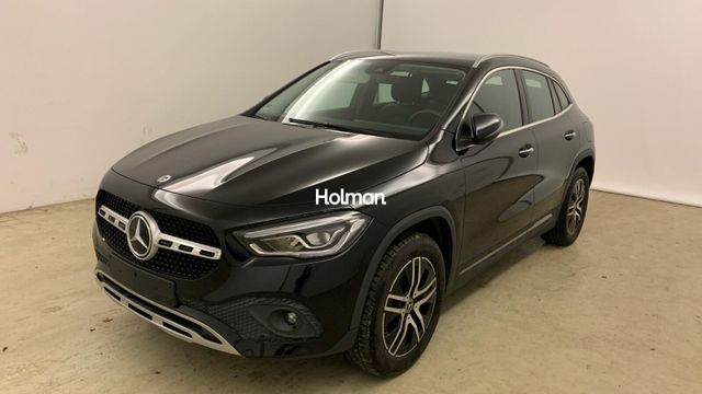 Mercedes-Benz GLA 200 Progressive Navi RFK Standhzg. Leder