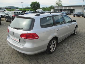 Volkswagen Passat Variant - 7