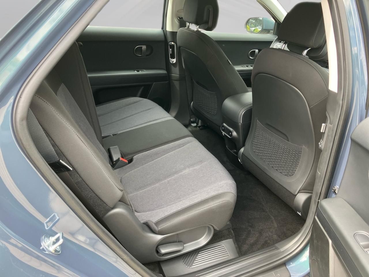 Fahrzeugabbildung Hyundai IONIQ 5 DYNAMIQ, *el. Heckklappe, LED-Paket* *SH