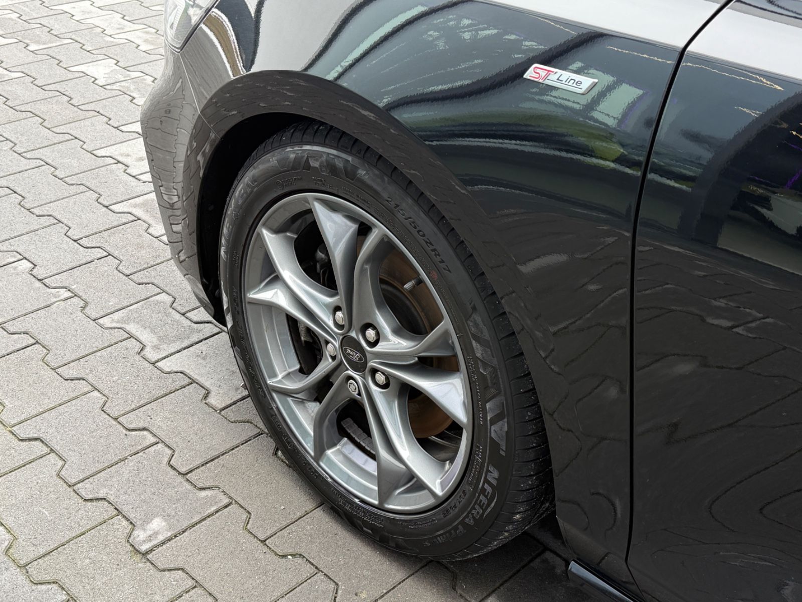 Focus Turnier ST-Line 2.0Autom. Navi LED