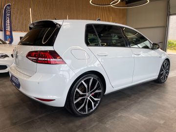 MYAUTOCENTER – Gebraucht- und Jahreswagen mit Werkstattservice in Pfaffenhofen Volkswagen Golf VII Lim. GTD BMT *Kamera*Klima*PDC*