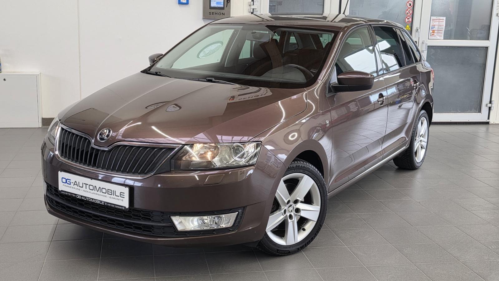 Skoda Rapid Spaceback 1.6 TDI Xenon 1.Hand SHZ PDC