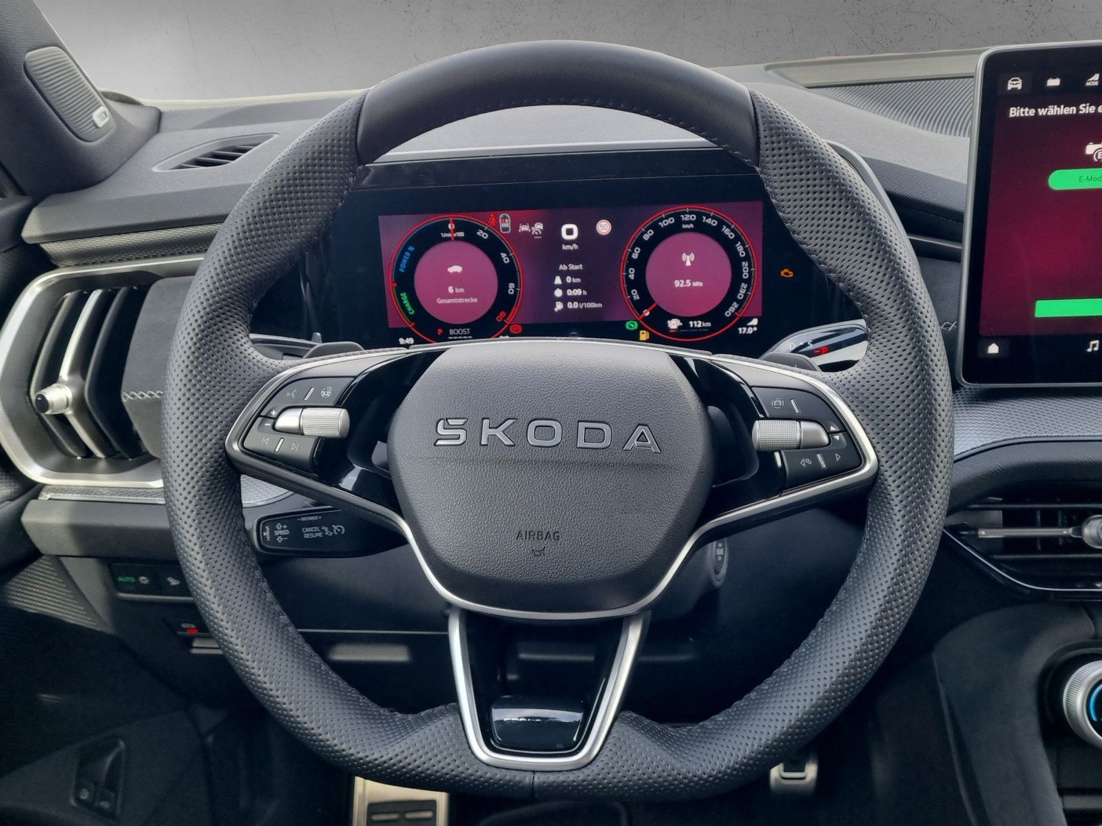 Fahrzeugabbildung SKODA Kodiaq 1.5 TSI iV Sportline AHK Fahrassi+Info