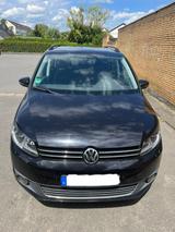 Volkswagen Touran 2.0 TDI DSG MATCH BlueMotion Technolo... - Volkswagen Touran: TDI Bluemotion