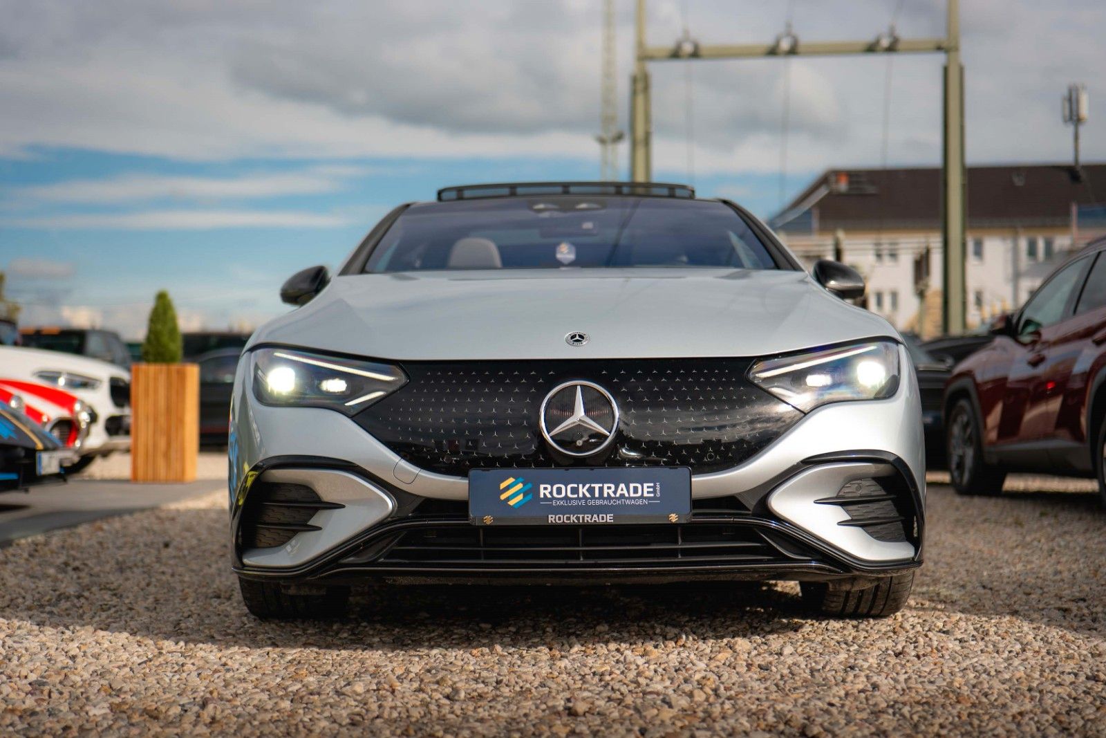Fahrzeugabbildung Mercedes-Benz EQE 350+ AMG Night | Batterie NEU 100% | Pano
