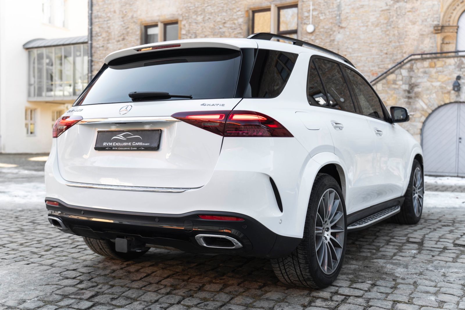 Fahrzeugabbildung Mercedes-Benz GLE 450 4Matic BURMESTER 360° MULTIBEAM PANO