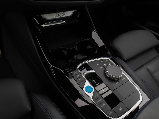 Foto Nummer 22: BMW iX3