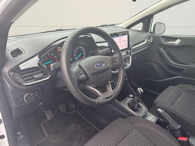 Ford Fiesta Titanium Kamera+Temp+Winter-P.+LED+PDC v+