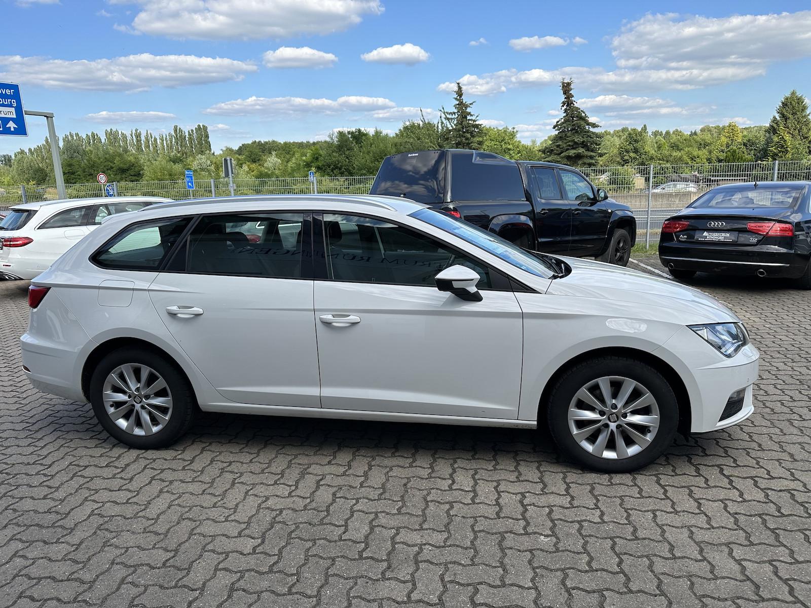 Seat Leon Style*KLIMA*TEMPOM*EINPARKHILFE V+H