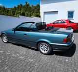 BMW 325 Cabrio Autom. ,elektr. Verdeck,  Leder, SHzg - BMW 325 aus 1994