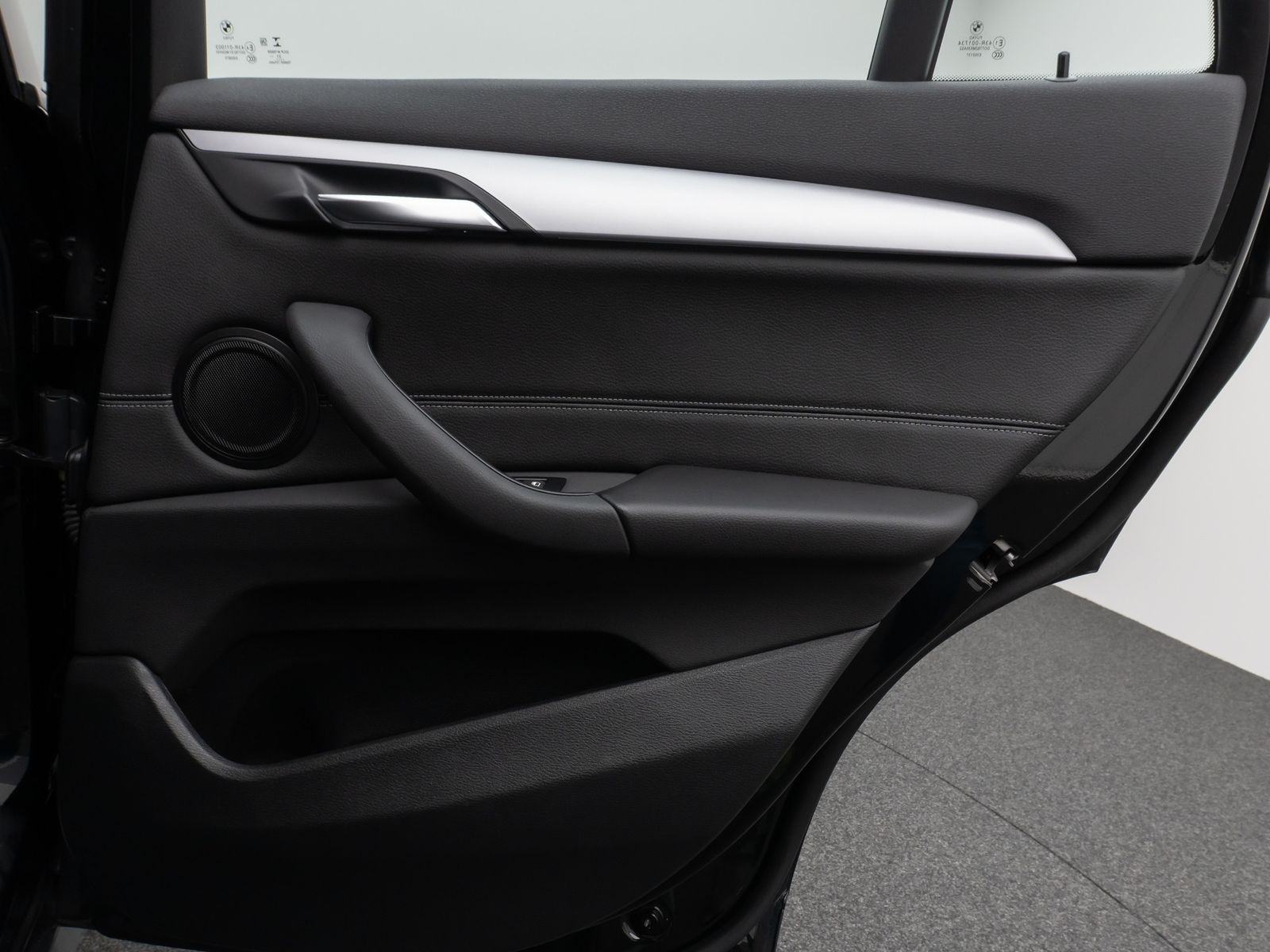 Fahrzeugabbildung BMW X1 xD25e Kamera DAB Komfort Sportsitz Parkassist