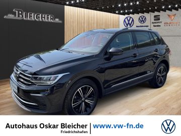 Volkswagen Tiguan - 1
