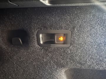 Fahrzeugverkauf 30 Skoda Kodiaq 1.5 TSI Selection Matrix*7-Sitze*AHK