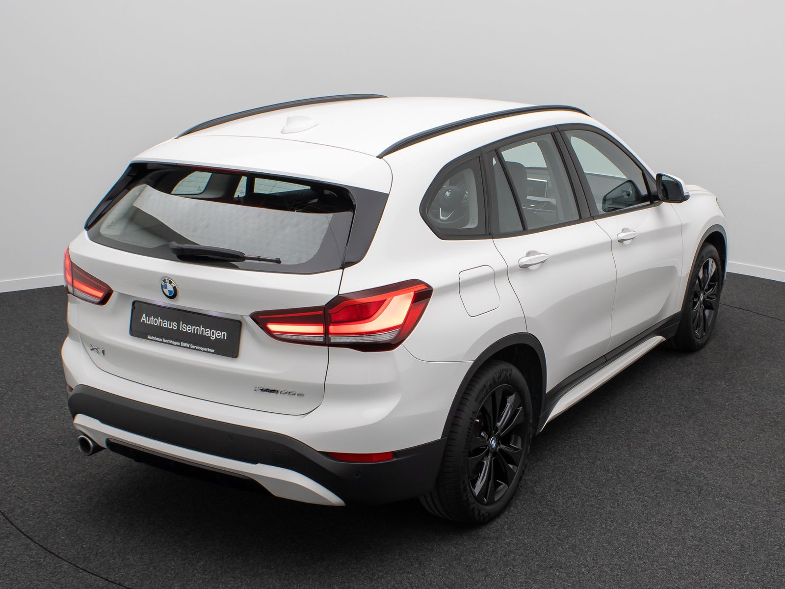 Fahrzeugabbildung BMW X1 xD25e Sport Line ParkAss DAB Navi LED 18Zoll