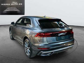 Audi Q8 - 4