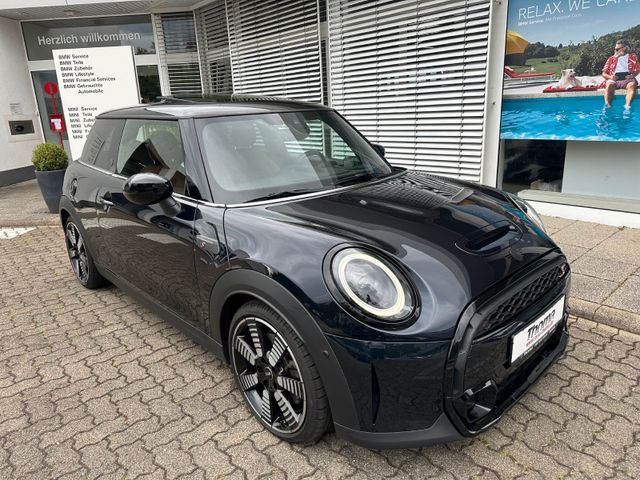 MINI Cooper S Younique Trim +PanoD.+Navi+LED+HUD