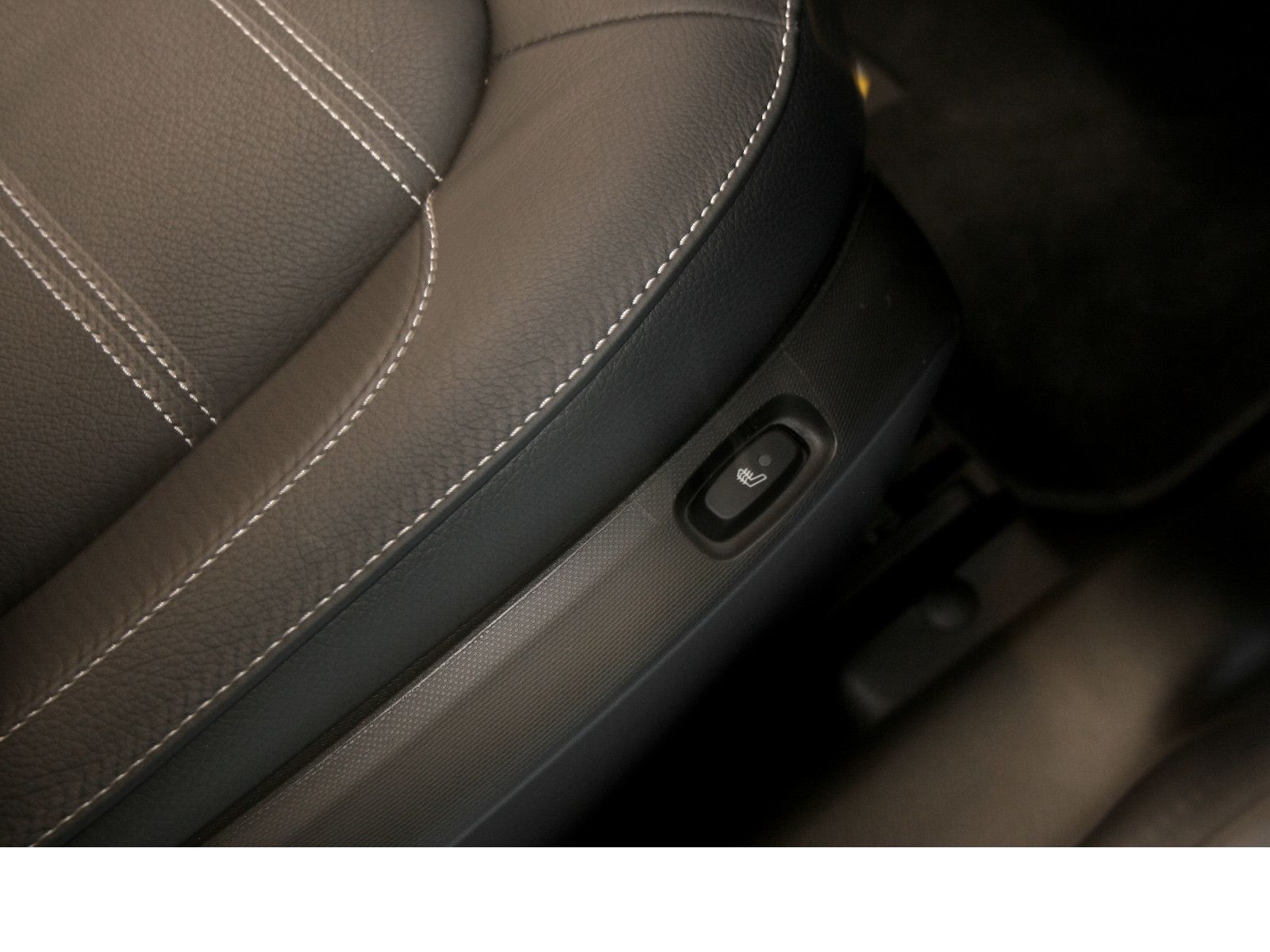 Fahrzeugabbildung Smart ForTwo Cabrio EQ Prime*Exclusive*Kamera+PTS *LED