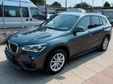 BMW X1 sDrive 18 i Advantage * AUTOMATIK* TÜV NEU - graue BMW X1