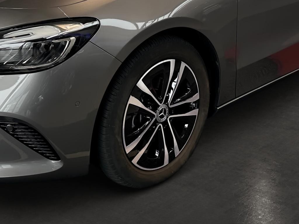 Fahrzeugabbildung Mercedes-Benz B 200 d Progressive Memory LED Navi Kamera SHZ.