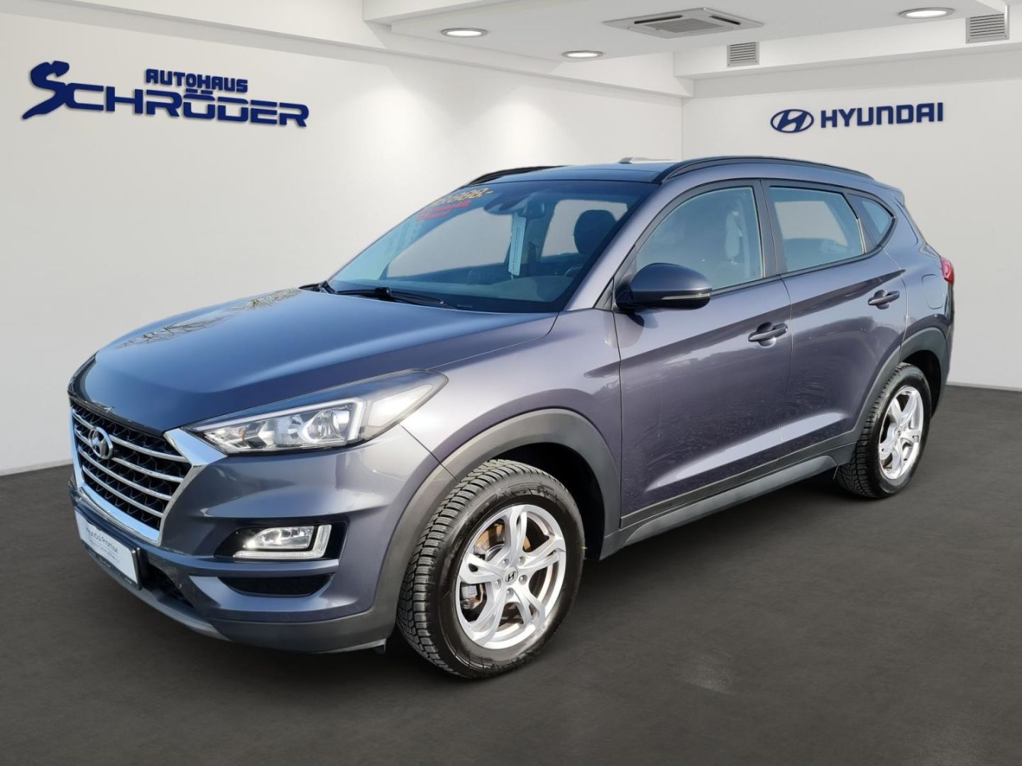 Fahrzeugabbildung Hyundai Tucson TREND 1.6 CRDi PANO+NAVI+PDC+KLIMA+SHZ