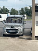 Peugeot Partner Tepee - gebrauchte Peugeot Partner Tepee aus dem Jahr 2010