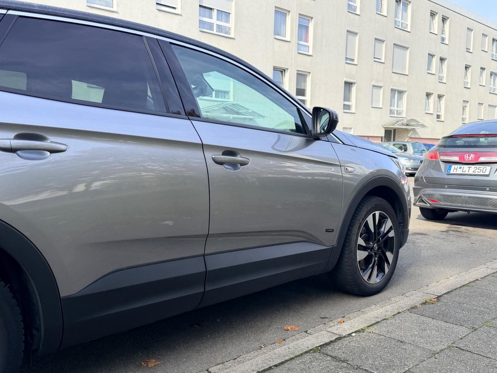 Opel Grandland X Plug-in Hybrid Elegance