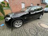 BMW PKW BMW X1 - BMW X1 mit Benzin-Antrieb: Kombi