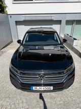 Volkswagen Touareg 3.0 V6 TDI Topzustand, wenig KM - VW Touareg Gebrauchtwagen in München