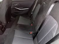 BMW 318 - Vorschau Bild 13