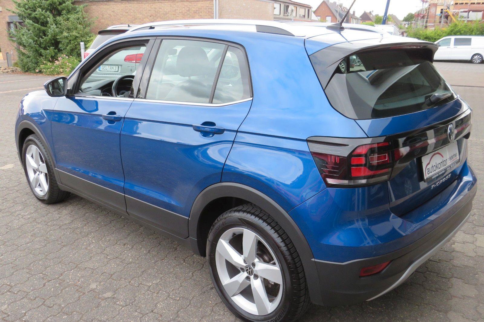 Fahrzeugabbildung Volkswagen T-Cross Highline DSG ACC NAVI AHK APP 1.HAND