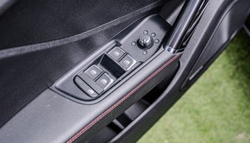 Fahrzeugabbildung Audi SQ2 2.0 quattro