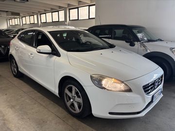 Volvo V40 - 3