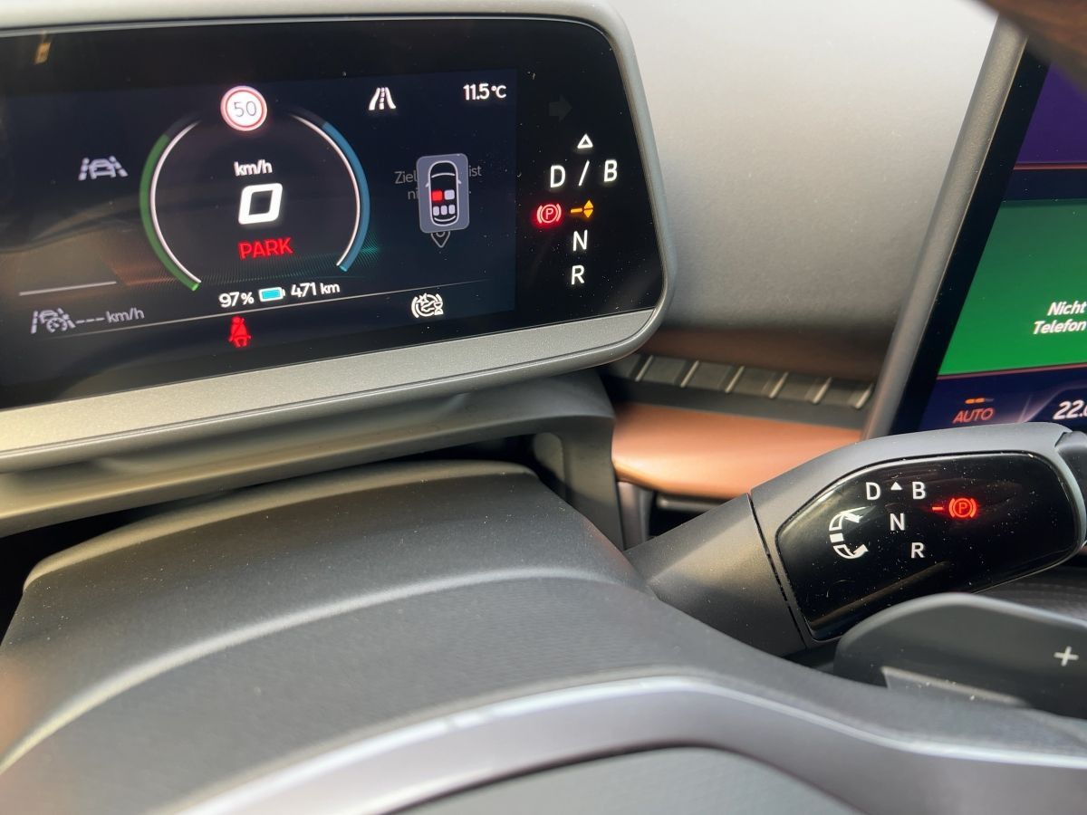 Cupra Tavascan - Bild 13