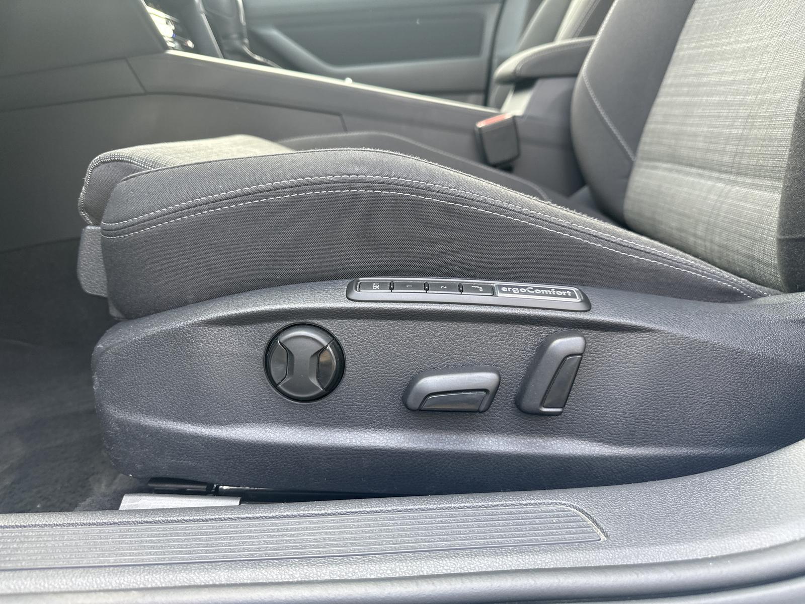 Volkswagen Passat 2.0 TDI DSG Business 4Motion NAV, миниатюра 9