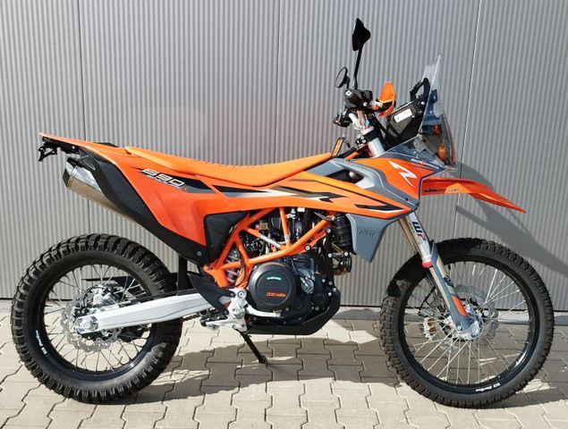 KTM 690 Enduro Rally Rade Garage Umbau Neufahrzeug