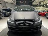 Mercedes-Benz A 200 Elegance Automatik Klima PDCTEMPO SHZ NAVI - gebrauchte Mercedes-Benz A 200 aus dem Jahr 2009