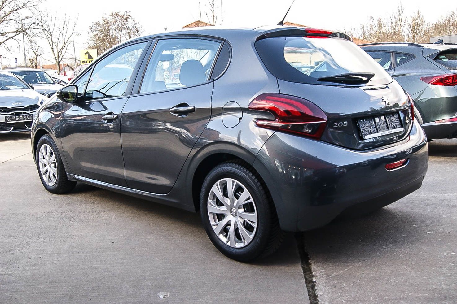 Fahrzeugabbildung Peugeot 208 1.2 Activ NAVI, PDC, SITZHG,ZAHNRIEMEN NEU