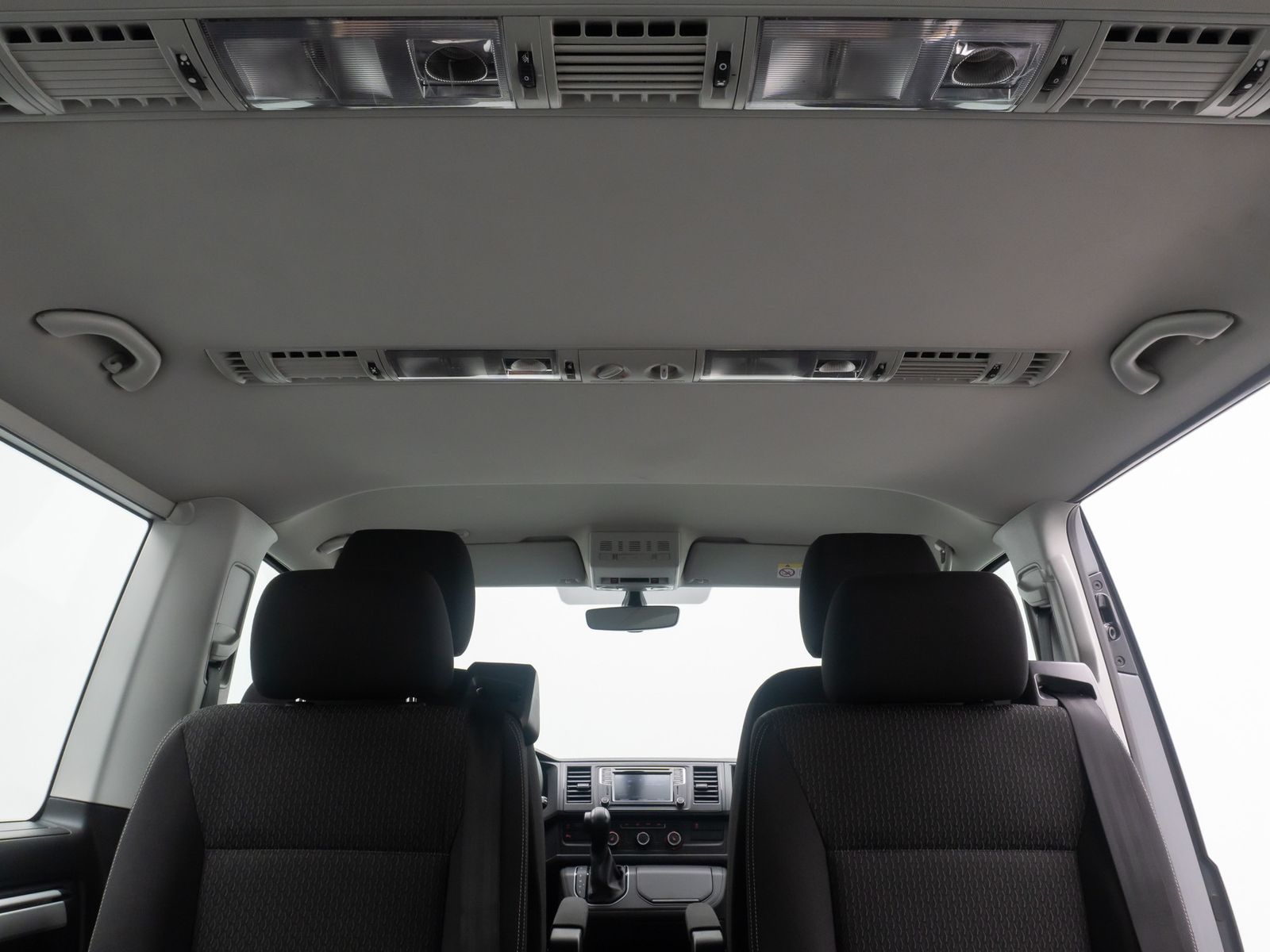 Fahrzeugabbildung Volkswagen T6 Multivan PDC Standhzg Sitzhzg Navi 7Sitz