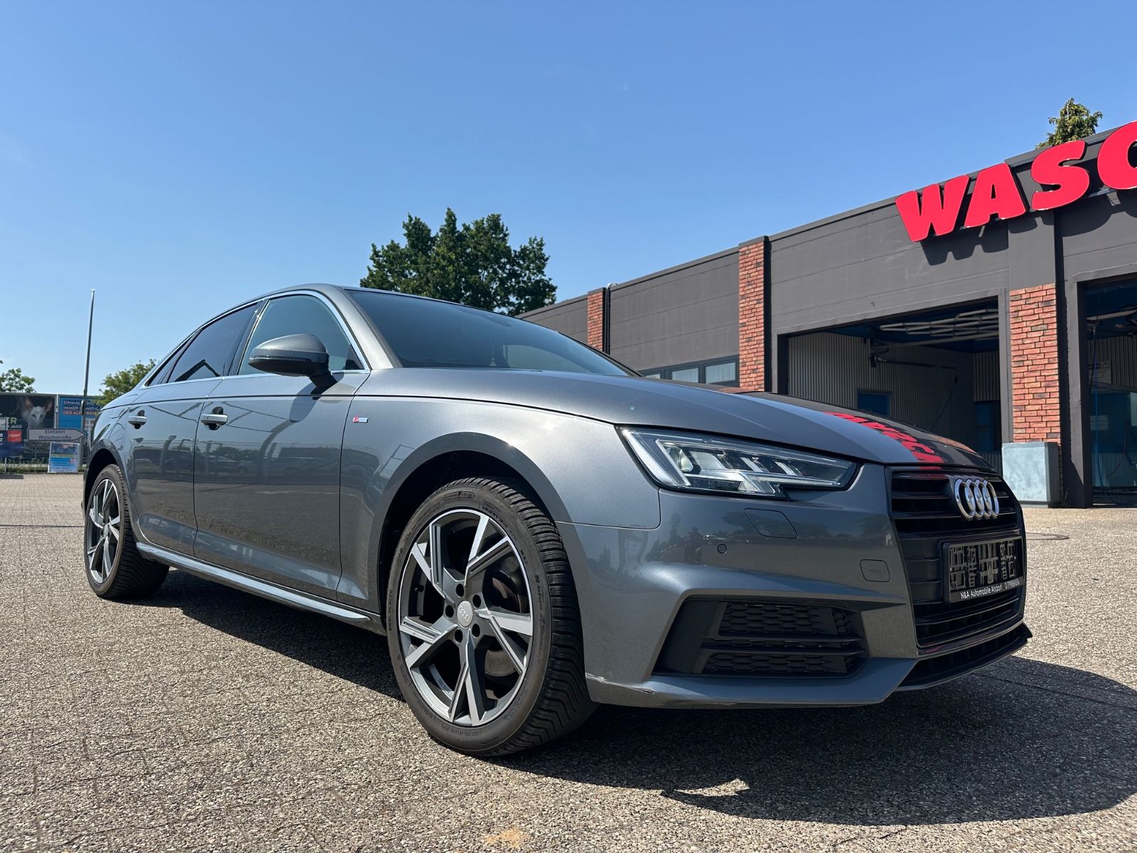 AUDI A4 Lim. S line/12 Monate Gewährleistung